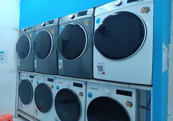 Mesin laundry industri